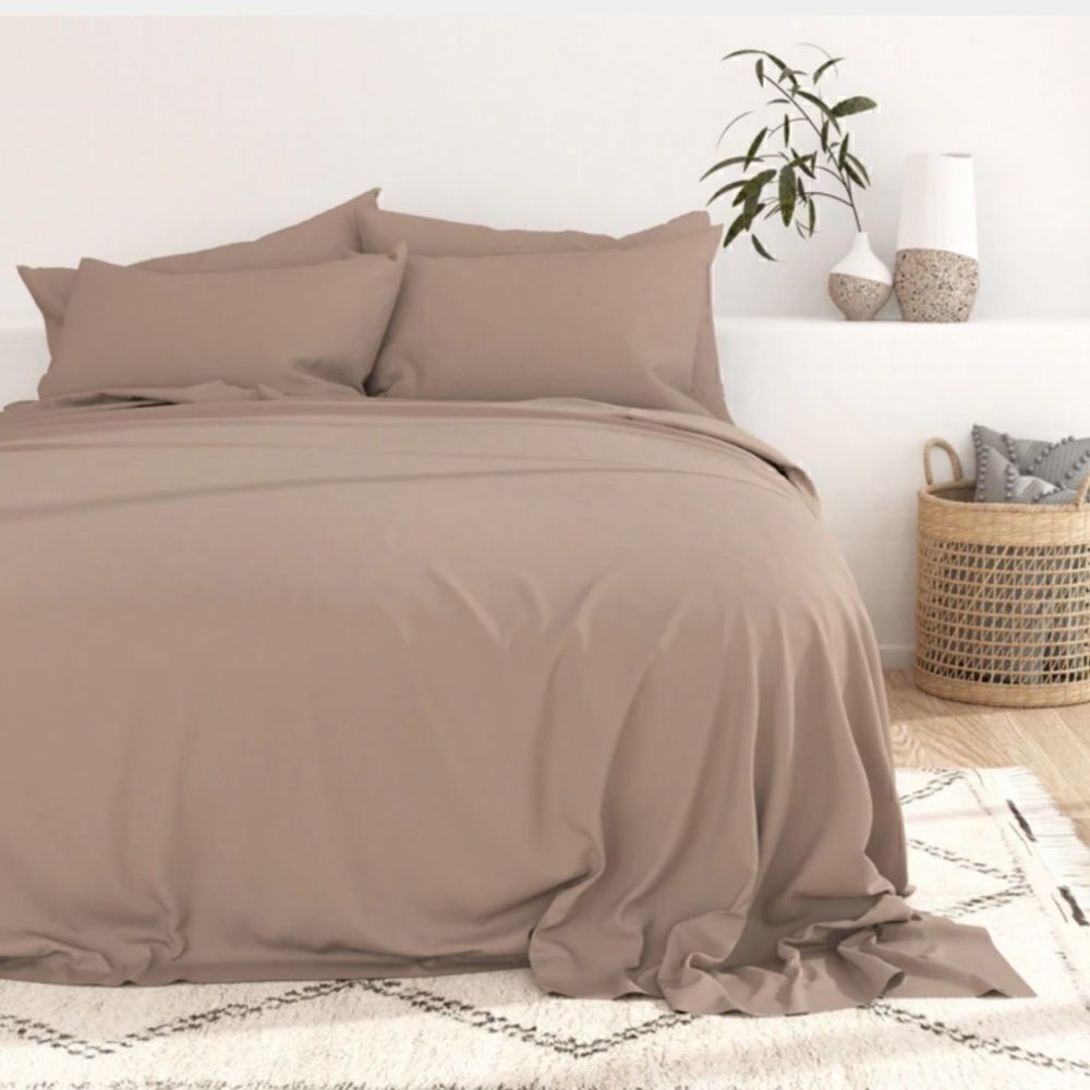 NWT Linens & Hutch 6-Piece Sheet Set - King (Taupe)